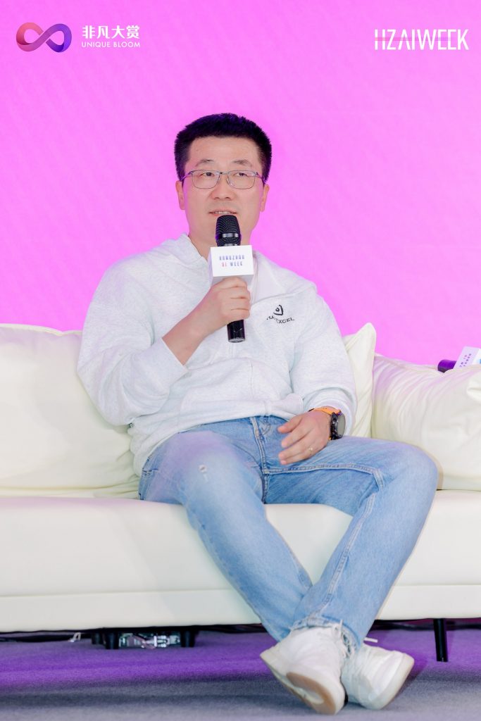 元空AI亮相2026非凡大赏，创始人逄大嵬论道智能办公新壁垒